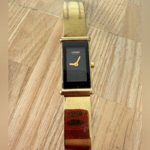 Vintage citizen eco drive ladies rectangular gold tone solar watch untested